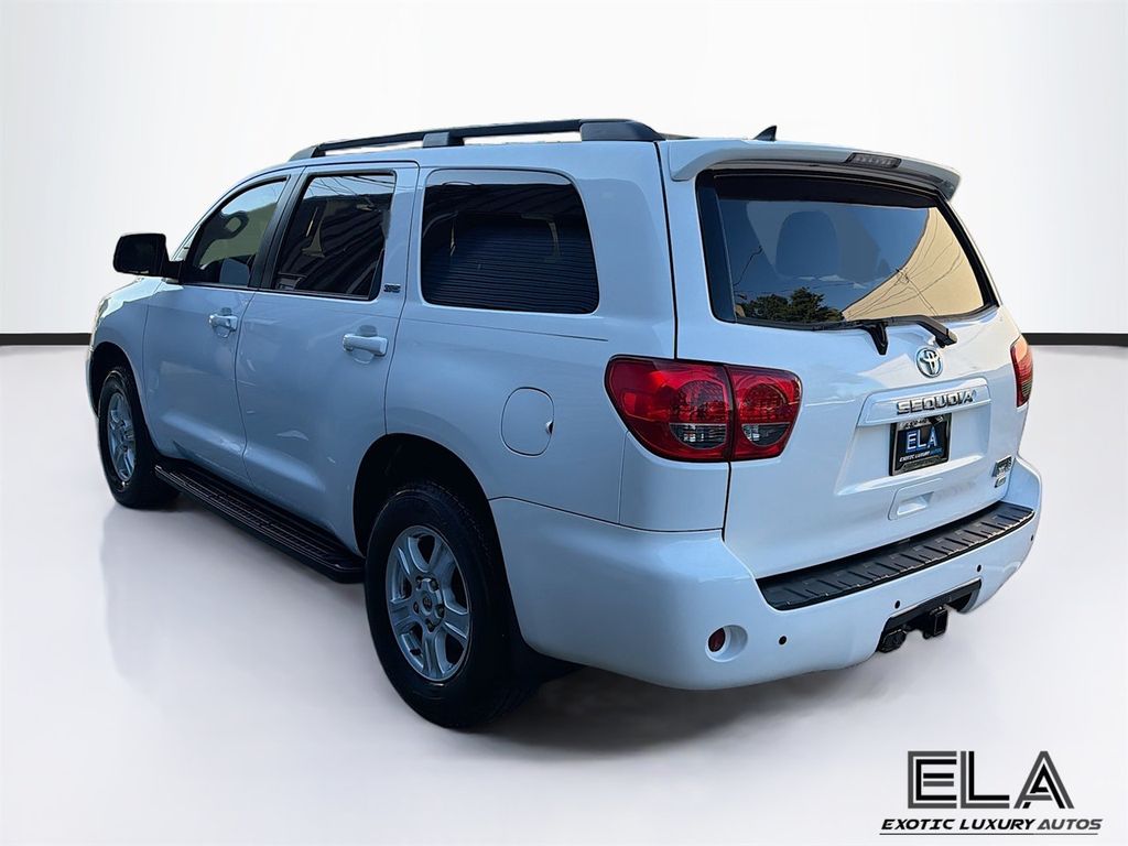 2015 Toyota Sequoia 4WD 5.7L FFV SR5 - 23037311 - 50