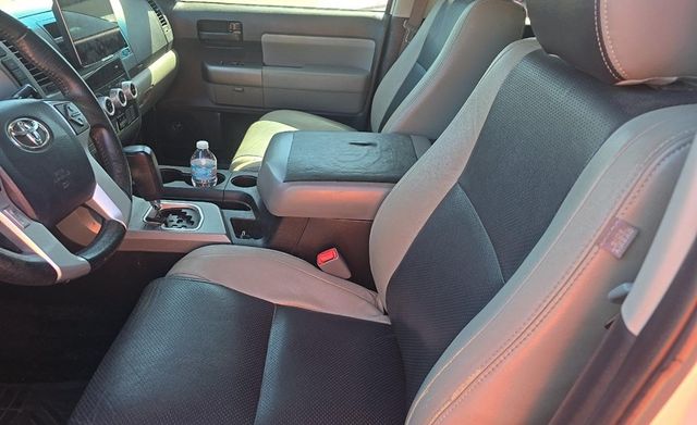 2015 Toyota Sequoia 4WD 5.7L FFV SR5 - 23037311 - 5