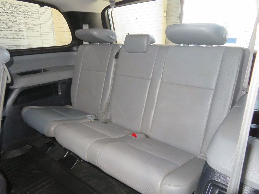 2015 Toyota Sequoia 4X4 PLATINUM SEQUOIA 2OWNER EXTAR CLEAN LEATHER 3RD ROW SEAT  - 22682177 - 24