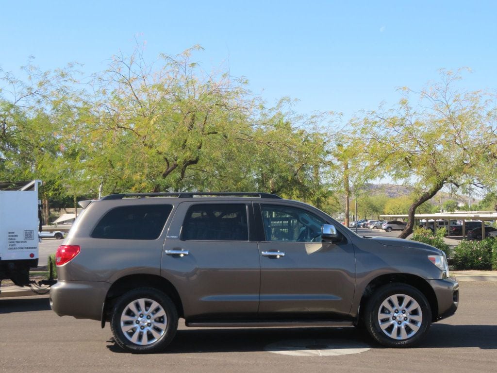 2015 Toyota Sequoia 4X4 PLATINUM SEQUOIA 2OWNER EXTAR CLEAN LEATHER 3RD ROW SEAT  - 22682177 - 2