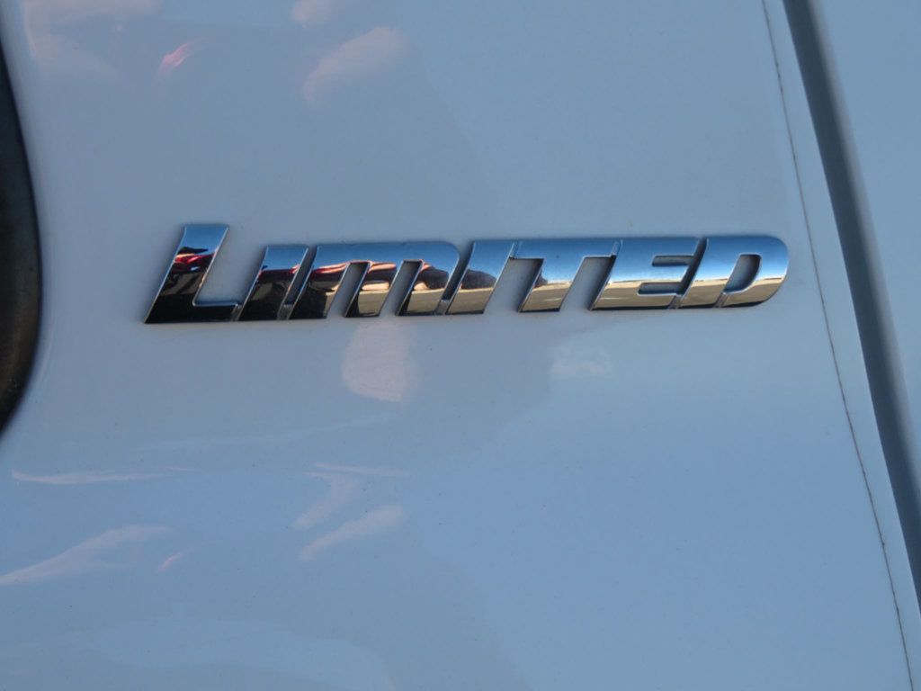 2015 Toyota Sequoia 4X4 SEQUIA LIMITED EXTAR CLEAN 1OWNER AZ TOYOTA  - 22977712 - 12