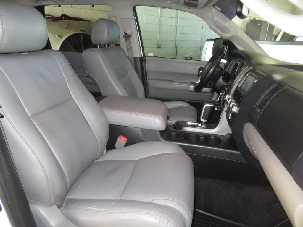 2015 Toyota Sequoia 4X4 SEQUIA LIMITED EXTAR CLEAN 1OWNER AZ TOYOTA  - 22977712 - 37