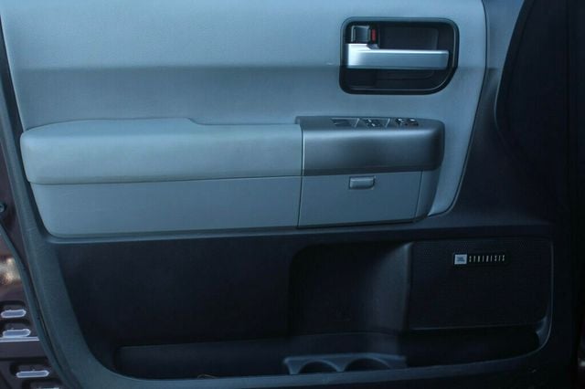2015 Toyota Sequoia ONE OWNER LIMITED W/ PREMIUM JBL AUDIO/ NAVIGATION, MOONROOF - 22985520 - 20