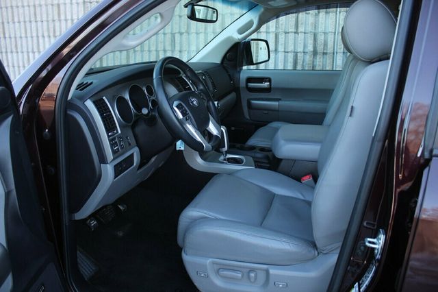 2015 Toyota Sequoia ONE OWNER LIMITED W/ PREMIUM JBL AUDIO/ NAVIGATION, MOONROOF - 22985520 - 24