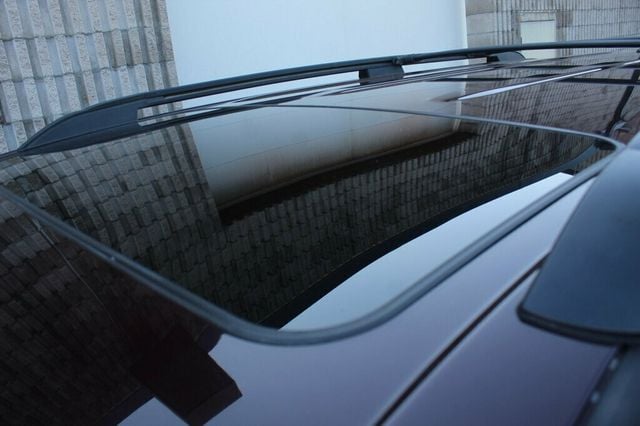 2015 Toyota Sequoia ONE OWNER LIMITED W/ PREMIUM JBL AUDIO/ NAVIGATION, MOONROOF - 22985520 - 37