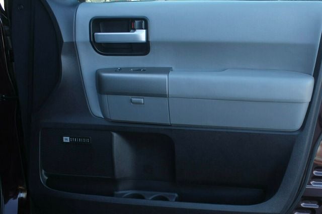 2015 Toyota Sequoia ONE OWNER LIMITED W/ PREMIUM JBL AUDIO/ NAVIGATION, MOONROOF - 22985520 - 5