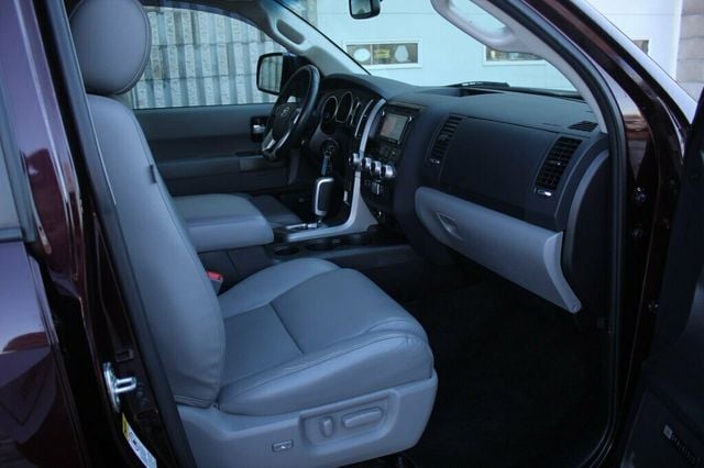 2015 Toyota Sequoia ONE OWNER LIMITED W/ PREMIUM JBL AUDIO/ NAVIGATION, MOONROOF - 22985520 - 7