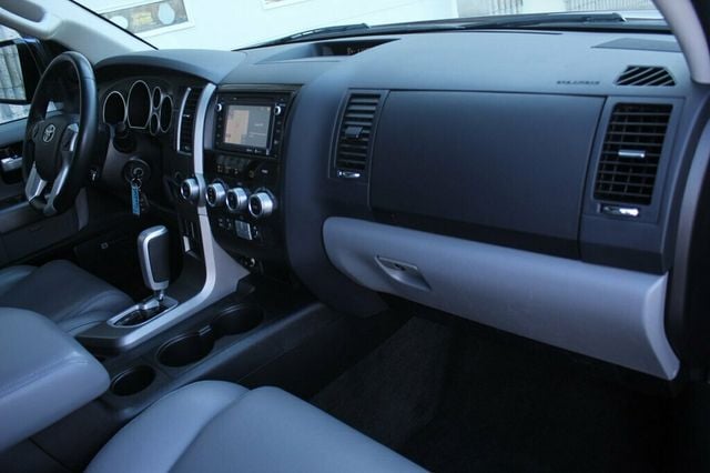 2015 Toyota Sequoia ONE OWNER LIMITED W/ PREMIUM JBL AUDIO/ NAVIGATION, MOONROOF - 22985520 - 8