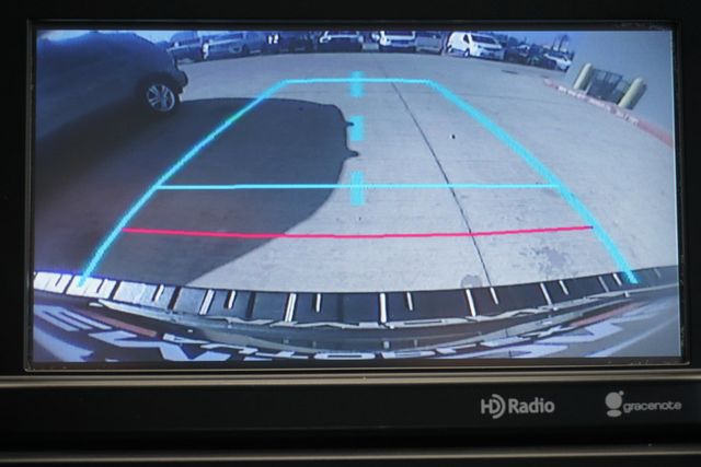 2015 Toyota Sequoia RWD 5.7L Platinum - 22936088 - 22