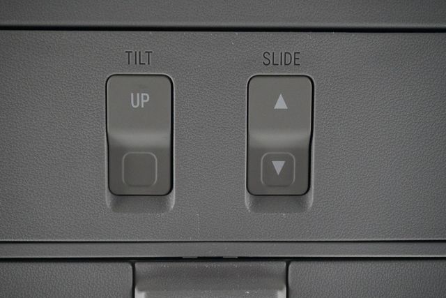 2015 Toyota Sequoia RWD 5.7L Platinum - 22936088 - 29