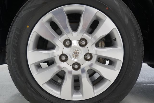 2015 Toyota Sequoia RWD 5.7L Platinum - 22936088 - 30