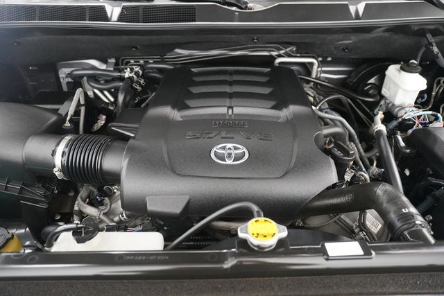 2015 Toyota Sequoia RWD 5.7L Platinum - 22936088 - 33