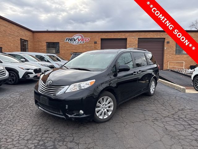2015 Toyota Sienna  - 22962345 - 0