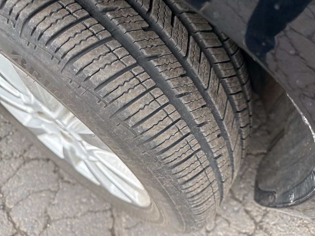 2015 Toyota Sienna  - 22962345 - 3