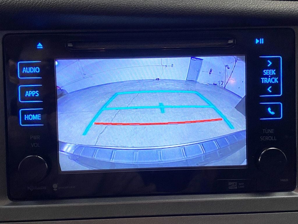 2015 Toyota Sienna  - 22952776 - 37