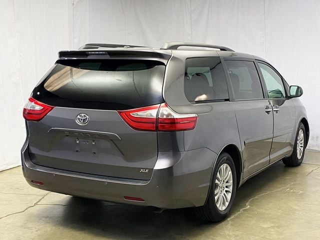 2015 Toyota Sienna  - 22952776 - 3