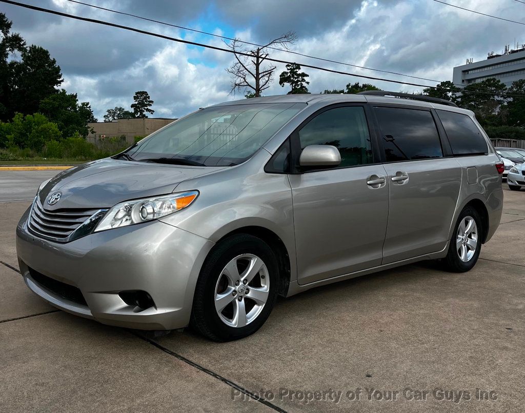 2015 Toyota Sienna  - 23049740 - 11