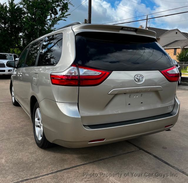 2015 Toyota Sienna  - 23049740 - 8
