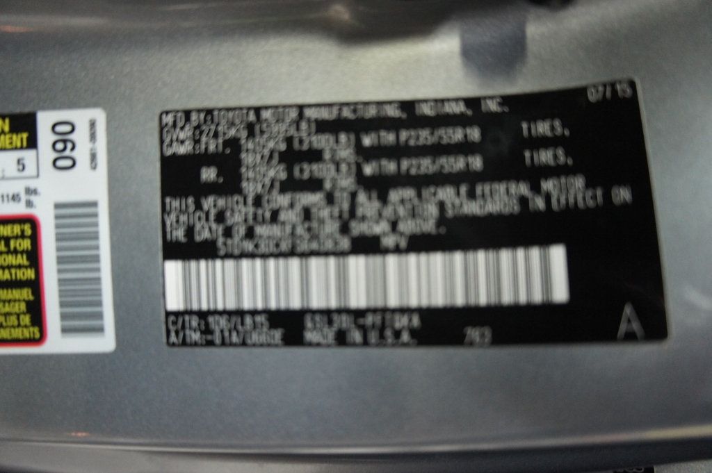 2015 Toyota Sienna 1-Owner, Clean, 7-Passengers - 22957840 - 22