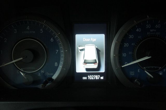 2015 Toyota Sienna 1-Owner, Clean, 7-Passengers - 22957840 - 25