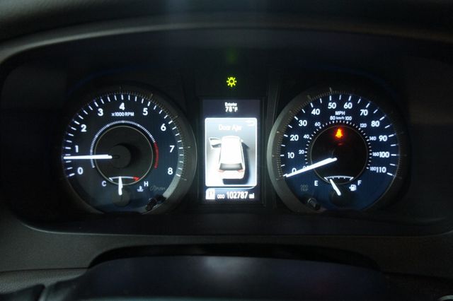 2015 Toyota Sienna 1-Owner, Clean, 7-Passengers - 22957840 - 30