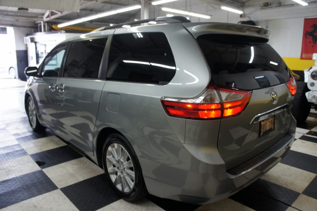 2015 Toyota Sienna 1-Owner, Clean, 7-Passengers - 22957840 - 40