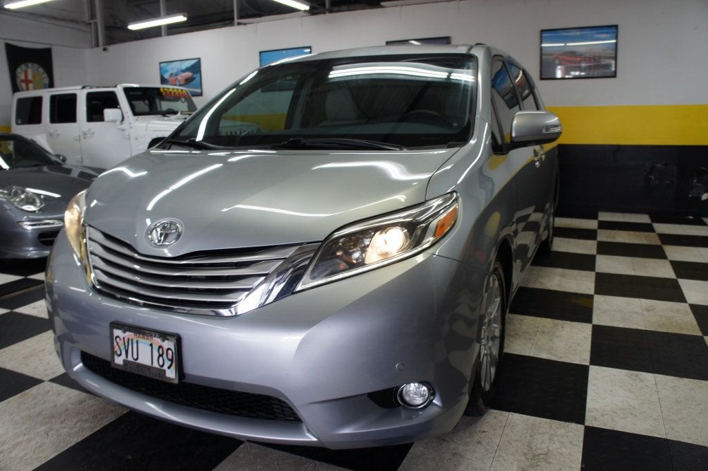2015 Toyota Sienna 1-Owner, Clean, 7-Passengers - 22957840 - 55