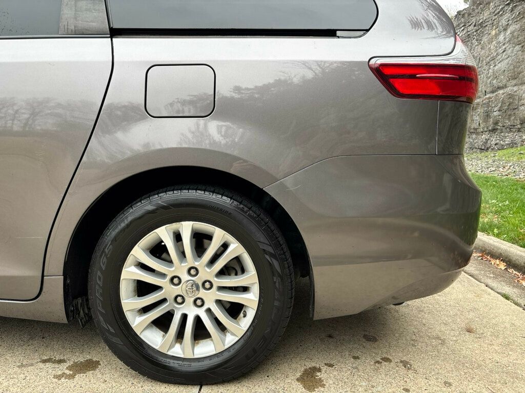 2015 Toyota Sienna 2015 TOYOTA SIENNA XLE 8-PASSENGER - 22953926 - 37