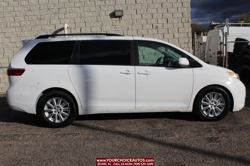 2015 Toyota Sienna 5dr 7-Passenger Van LE AWD - 22633937 - 6