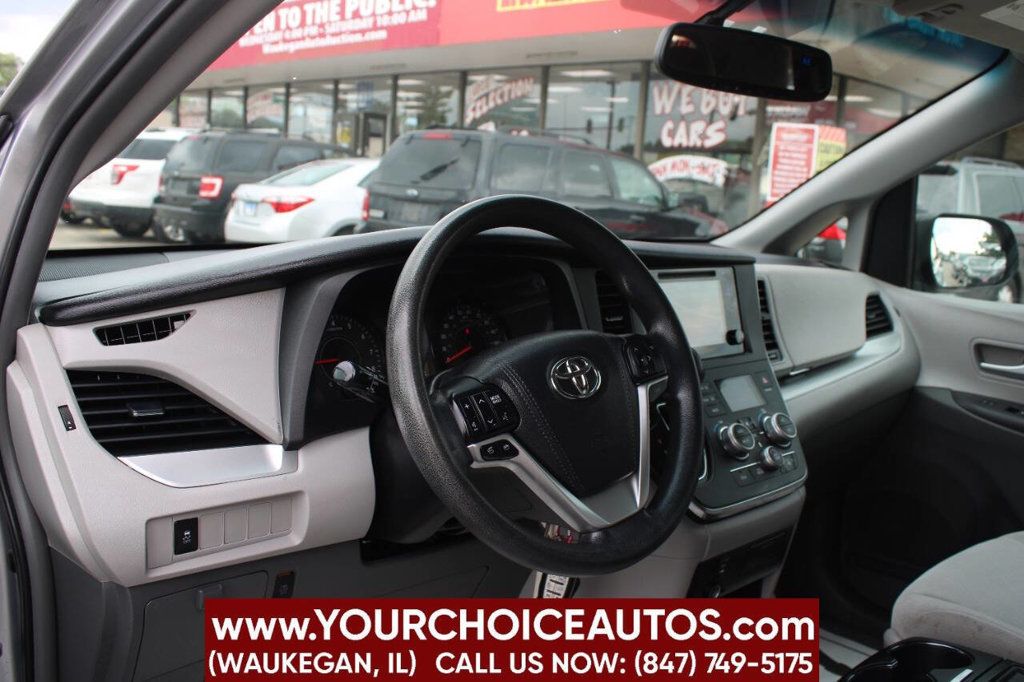 2015 Toyota Sienna 5dr 7-Passenger Van LE AWD - 22899824 - 13
