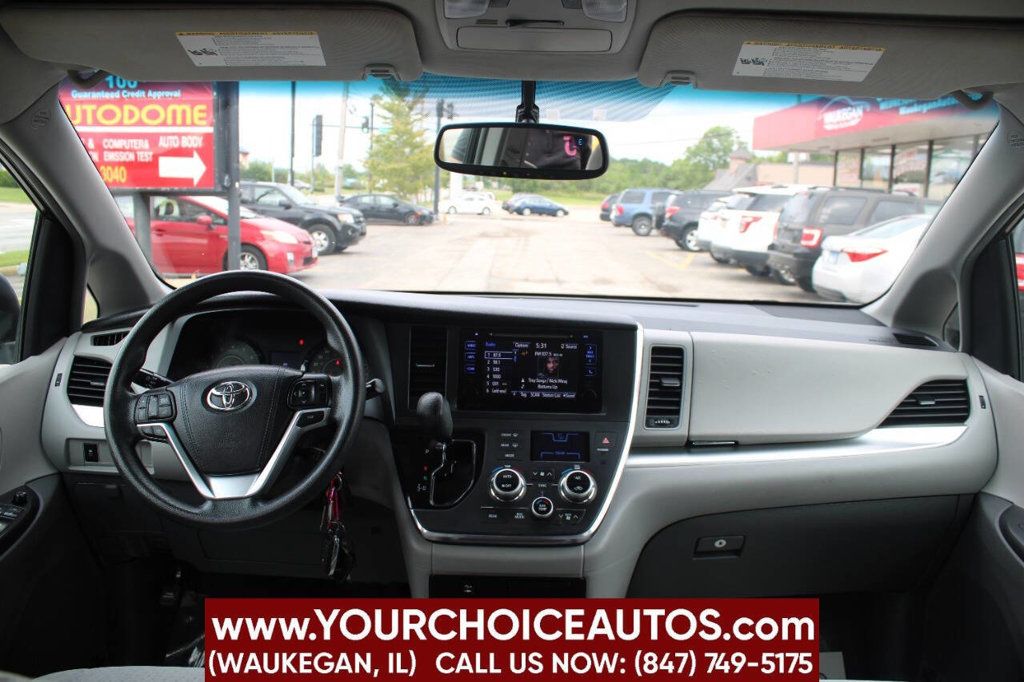 2015 Toyota Sienna 5dr 7-Passenger Van LE AWD - 22899824 - 19
