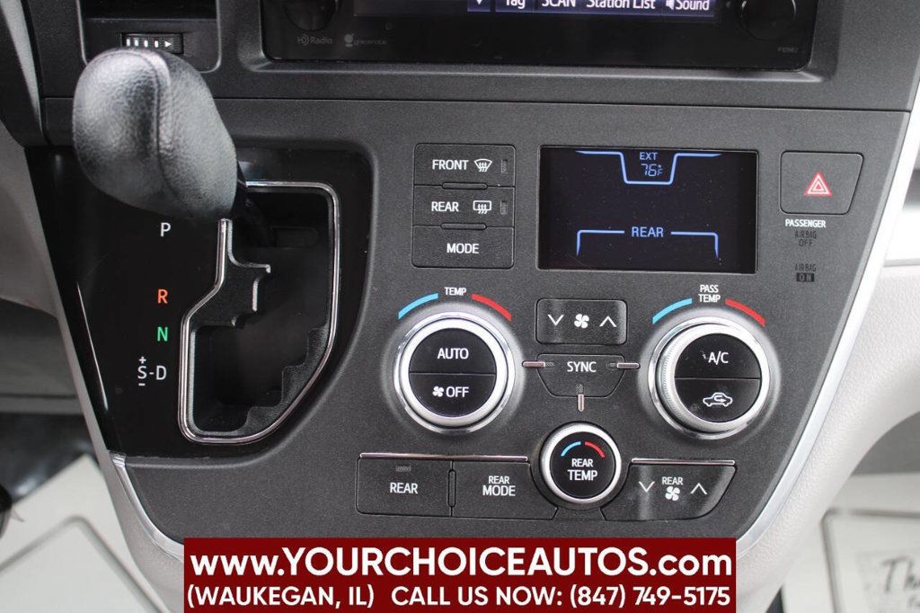 2015 Toyota Sienna 5dr 7-Passenger Van LE AWD - 22899824 - 21