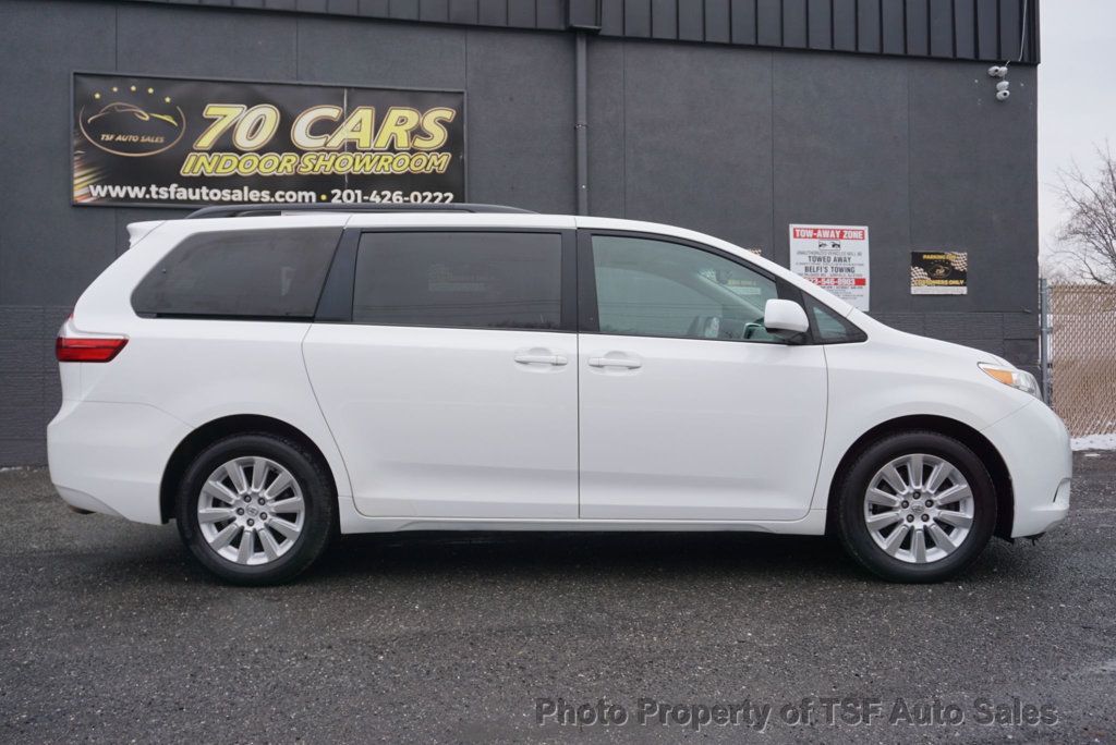 2015 Toyota Sienna 5dr 7-Passenger Van LE AWD CLEAN CARFAX W/ SERVICE HISTORY  - 22723675 - 7