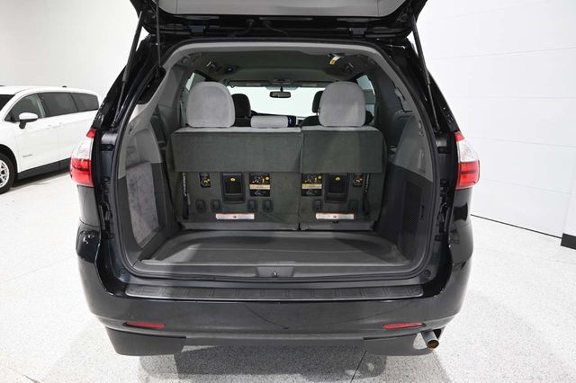 2015 Toyota Sienna 5dr 7-Passenger Van LE FWD Mobility - 23007965 - 27