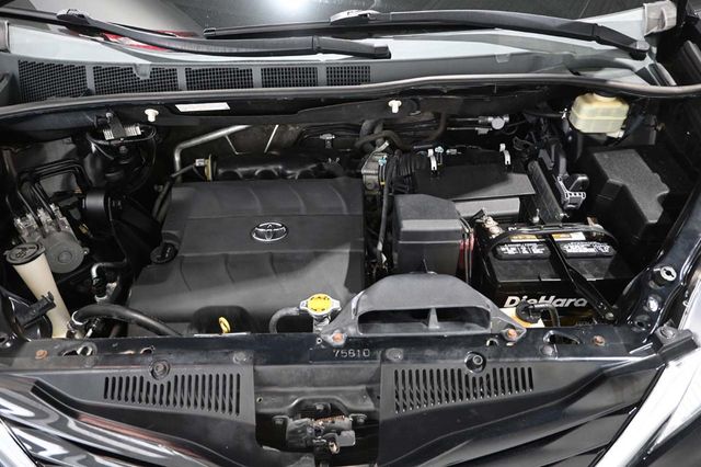 2015 Toyota Sienna 5dr 7-Passenger Van LE FWD Mobility - 23007965 - 36