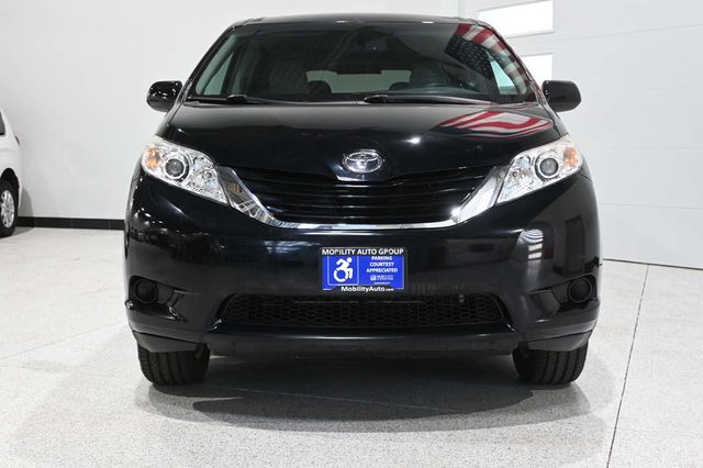 2015 Toyota Sienna 5dr 7-Passenger Van LE FWD Mobility - 23007965 - 3