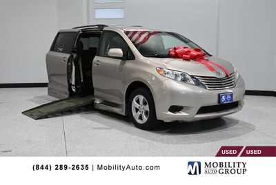 2015 Toyota Sienna