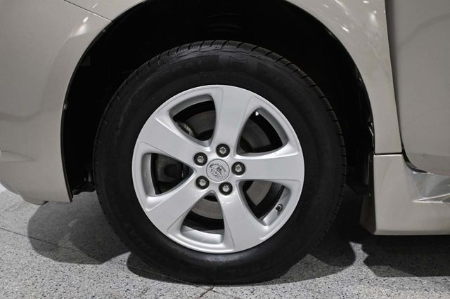 2015 Toyota Sienna 5dr 7-Passenger Van LE FWD Mobility - 23041353 - 11