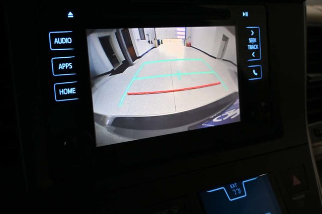 2015 Toyota Sienna 5dr 7-Passenger Van LE FWD Mobility - 23041353 - 38