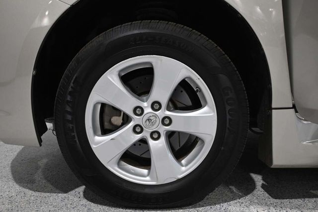 2015 Toyota Sienna 5dr 7-Passenger Van LE FWD Mobility - 23075376 - 11