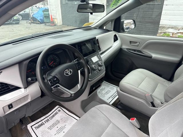 2015 Toyota Sienna 5dr 7-Passenger Van L FWD - 22633954 - 23