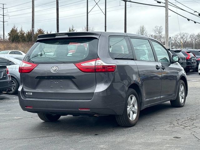 2015 Toyota Sienna 5dr 7-Passenger Van L FWD - 22633954 - 4