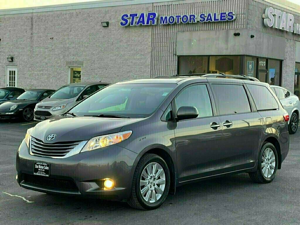 2015 Toyota Sienna 5dr 7-Passenger Van XLE AWD - 22755918 - 10