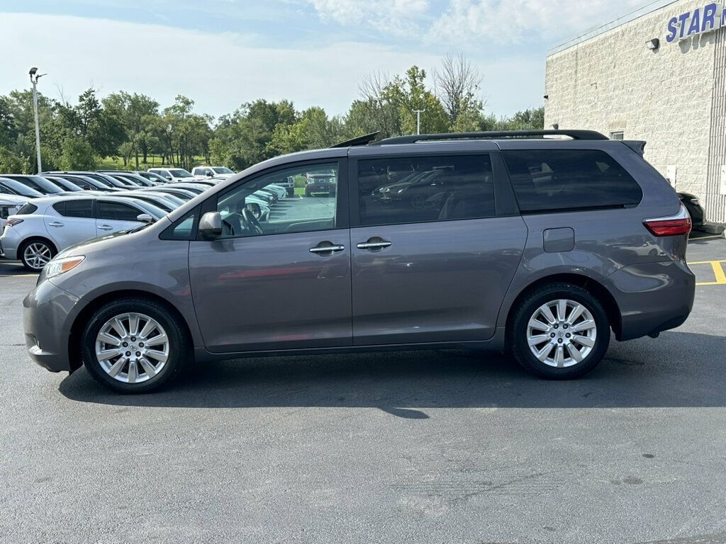 2015 Toyota Sienna 5dr 7-Passenger Van XLE AWD - 23069685 - 16