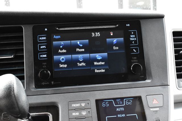 2015 Toyota Sienna 5dr 8-Passenger Van LE FWD - 22919804 - 35