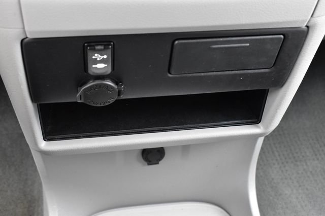 2015 Toyota Sienna 5dr 8-Passenger Van LE FWD - 22919804 - 39