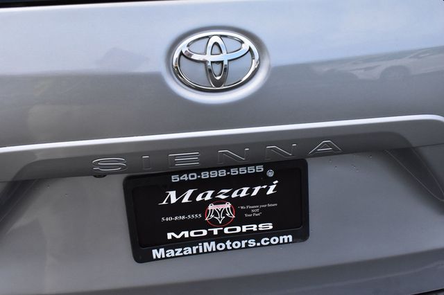 2015 Toyota Sienna 5dr 8-Passenger Van LE FWD - 22919804 - 50