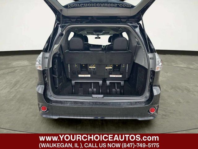 2015 Toyota Sienna 5dr 8-Passenger Van SE FWD - 23022356 - 13