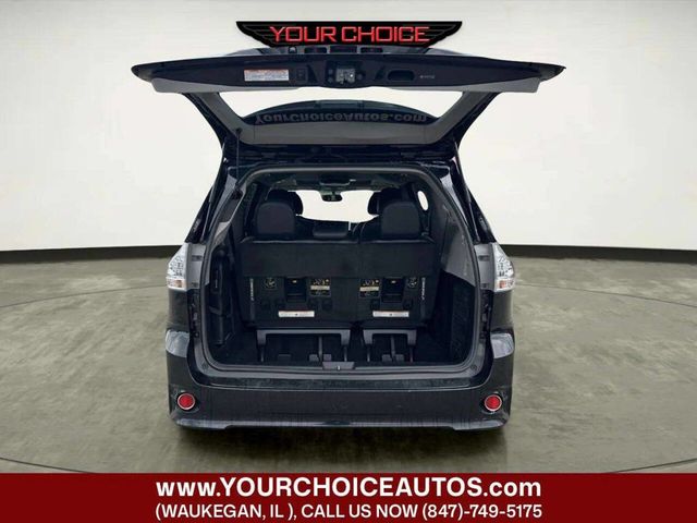 2015 Toyota Sienna 5dr 8-Passenger Van SE FWD - 23022356 - 14