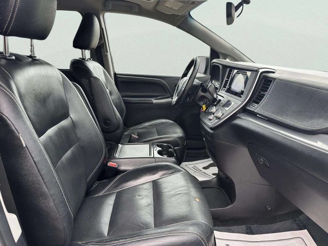 2015 Toyota Sienna 5dr 8-Passenger Van SE FWD - 23022356 - 21